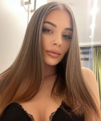 💋 Страстная, опытная и креативная - я знаю, как доставить тебе настоящее удовольствие. 💦
Со мной ты сможешь осуществить свои самые смелые фантазии и погрузиться в волнующий мир наслаждения. 😉
Я предлагаю широкий выбор услуг, включая классический и релакс-массаж, эротический стриптиз, общение и, конечно же, незабываемый секс в самых разных позах. 🍒
Мои фотографии настоящие, и все мои клиенты остаются довольными. Только посмотри на мои отзывы! 😍 Живу я в сердце Москвы и готова встретиться с тобой в уютной обстановке или приехать к тебе. 💕
Не упускай возможность окунуться в мир наслаждения со мной. Отправь мне сообщение - и я открою тебе дверь в мир эротических фантазий и незабываемого удовольствия. 😘💫 Танюша